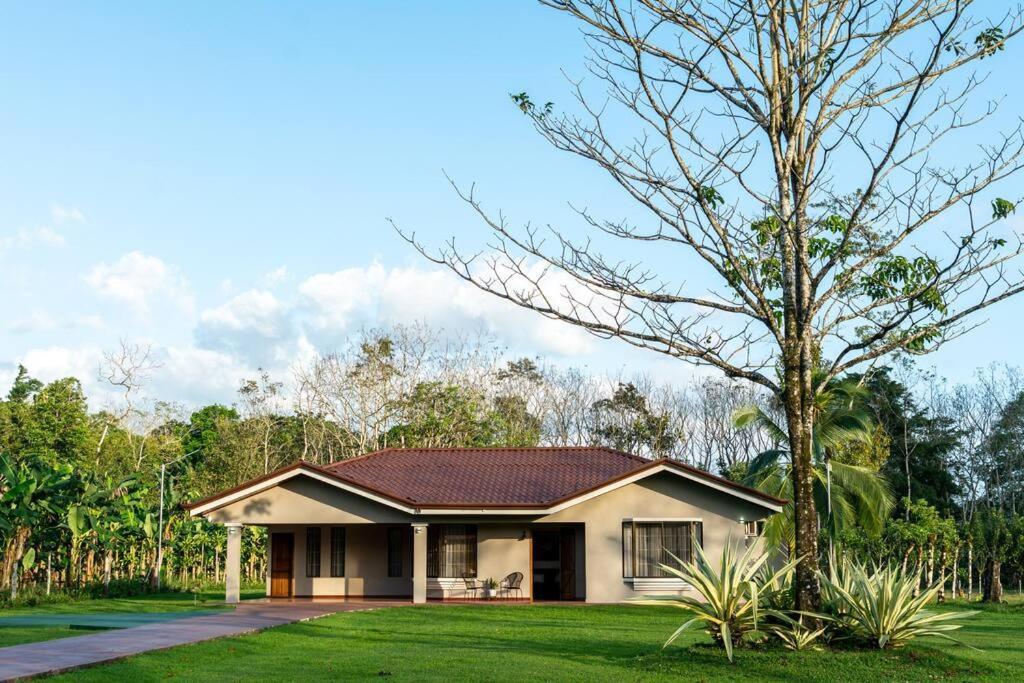 Casa Roble Fortuna La Fortuna Ngoại thất bức ảnh