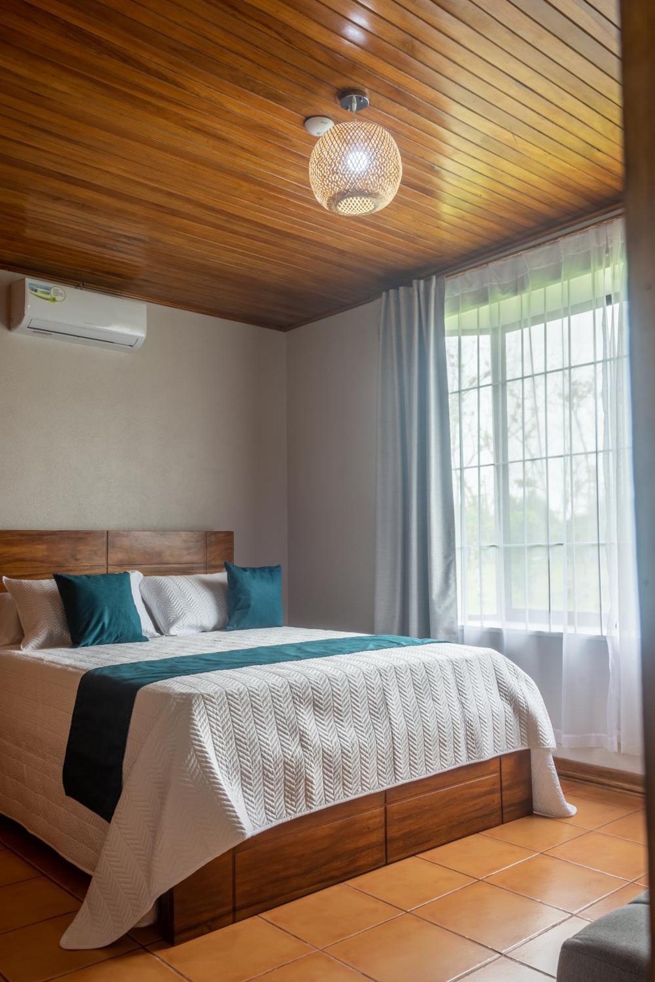 Casa Roble Fortuna La Fortuna Ngoại thất bức ảnh